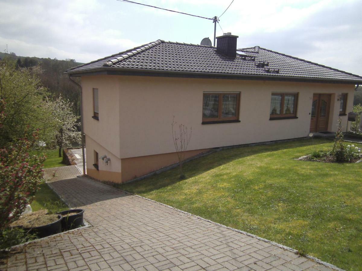 Ferienwohnung Barzen Ralingen エクステリア 写真